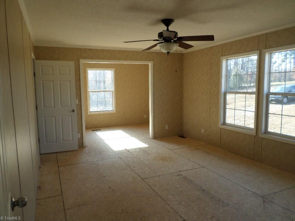 1610 Eldora Road Ararat, NC 27007 - Photo 8 of 14 Gallery Image 8