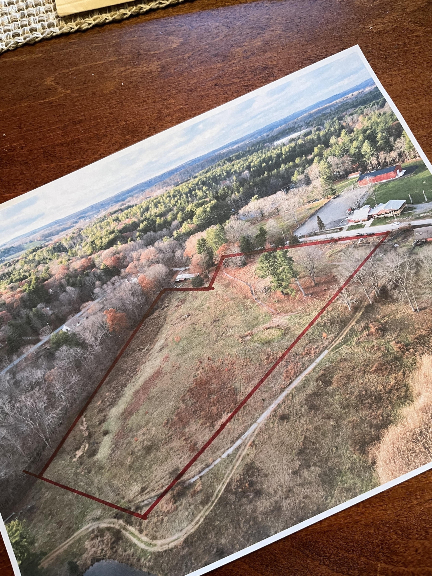 147 South Street Brooklyn, CT 06234 - Photo 4 of 13 a view of a floor to a yard