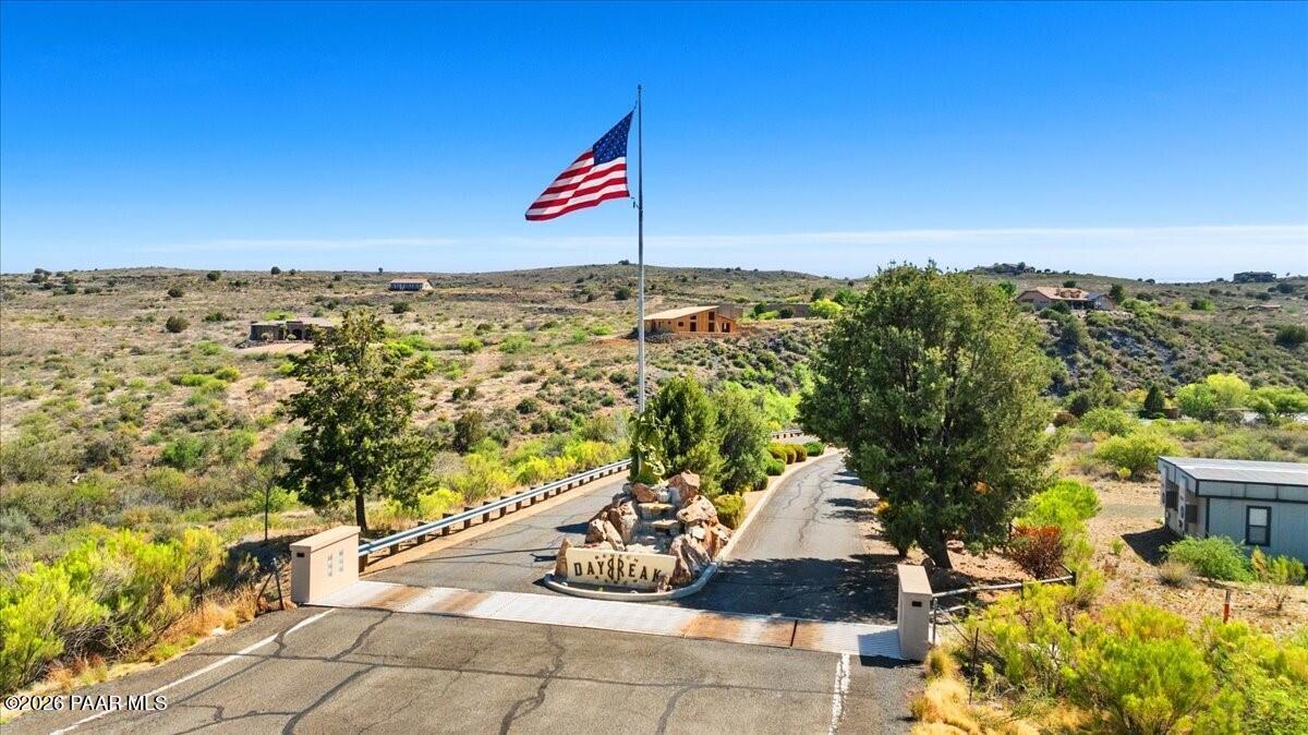 15865 East Broken Bit Road Mayer, AZ 86333 - Photo 12 of 30 Community