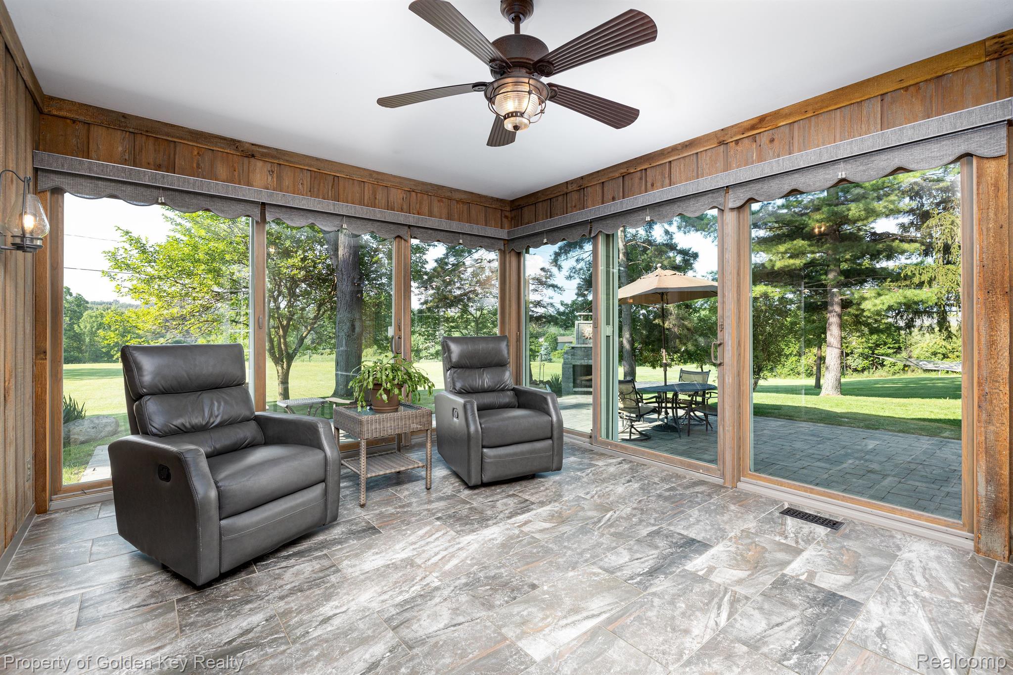 56515 9 Mile Road South Lyon, MI 48178 - Photo 12 of 36 Gallery Image 12