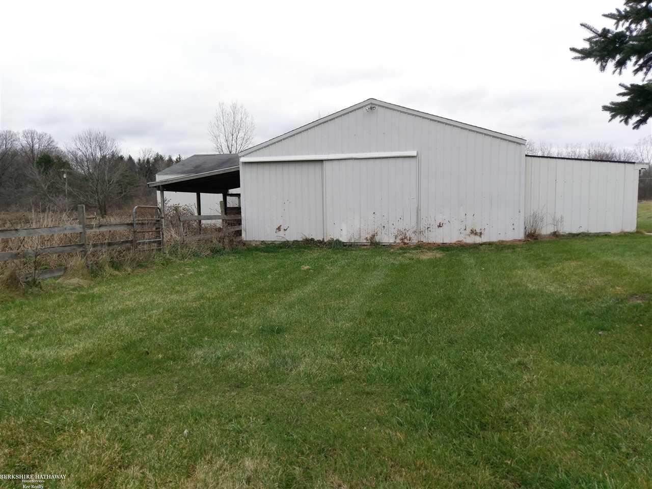 3033 Muir Road Imlay City, MI 48444 - Photo 10 of 14