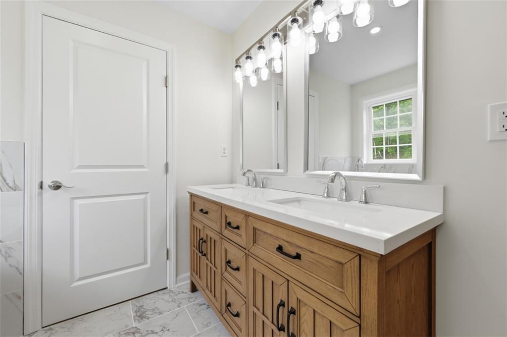 5149 Watters Road Lower Burrell, PA 15068 - Photo 23 of 39 First Floor Primary Suite