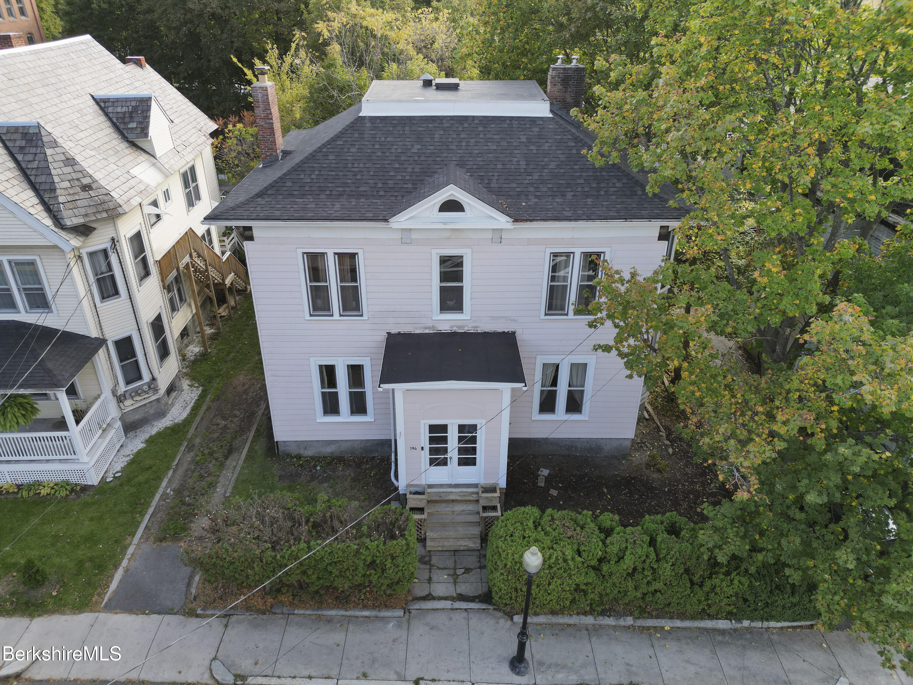 194 East Main Street North Adams, MA 01247 - Photo 49 of 50 a front view of a house with garden