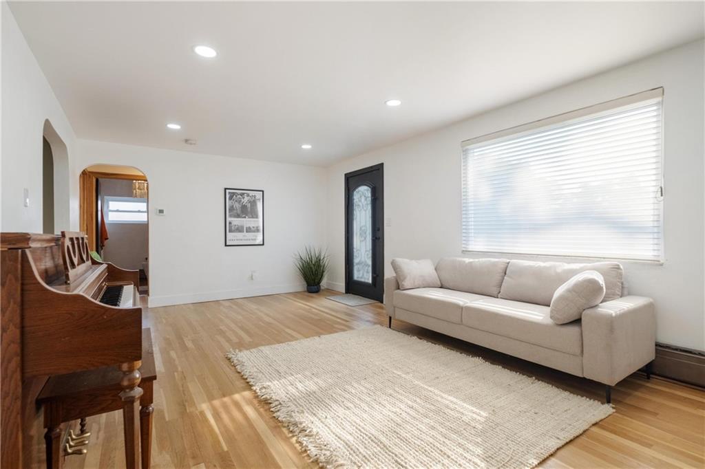 135 Conestoga Road Pittsburgh, PA 15235 - Photo 8 of 46 Gallery Image 8