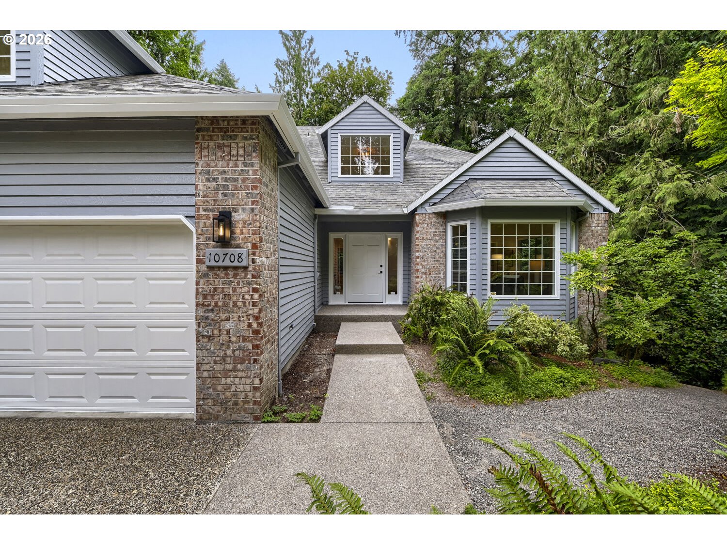 10708 Southwest 11th Drive Portland, OR 97219 - Photo 2 of 33