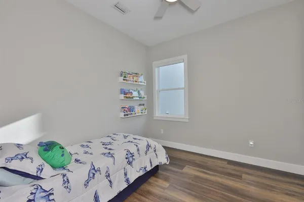 $889,900 | 8462 Ivy Stark Boulevard, Wesley Chapel, FL 33545