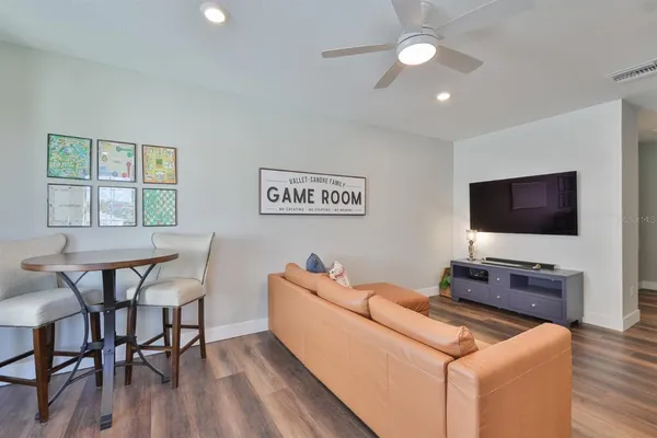 $889,900 | 8462 Ivy Stark Boulevard, Wesley Chapel, FL 33545