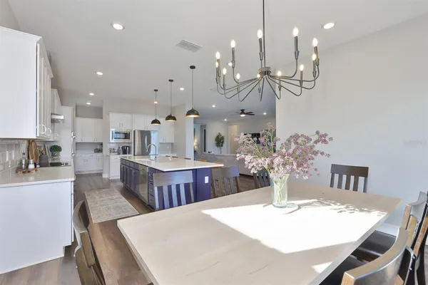 $889,900 | 8462 Ivy Stark Boulevard, Wesley Chapel, FL 33545
