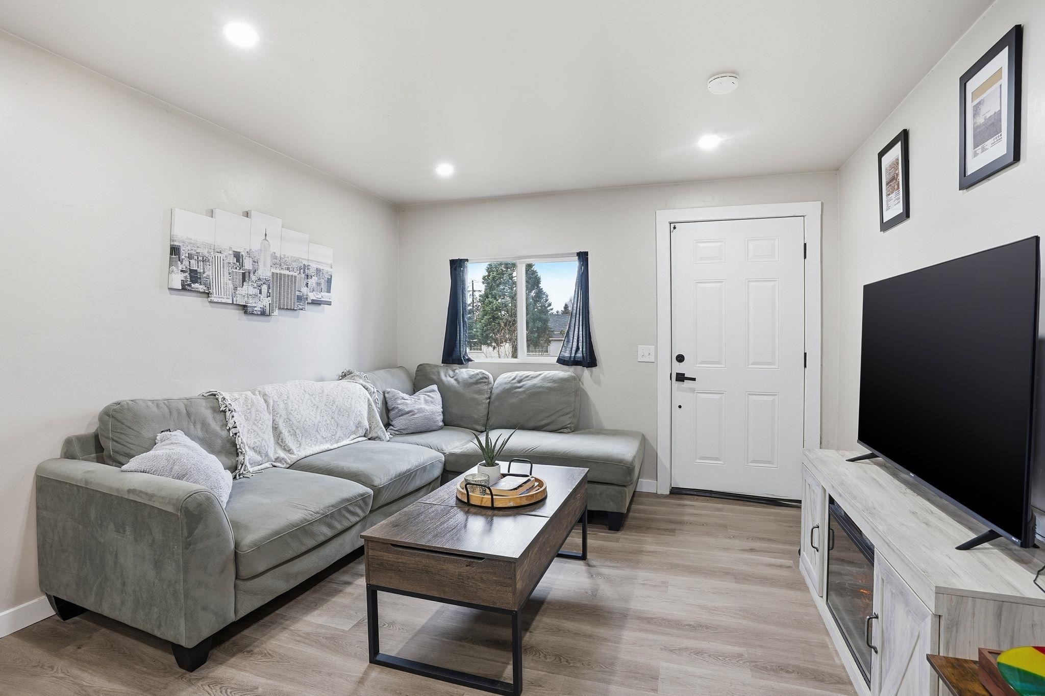 4914 North Ash Street Spokane, WA 99205 - Photo 4 of 24