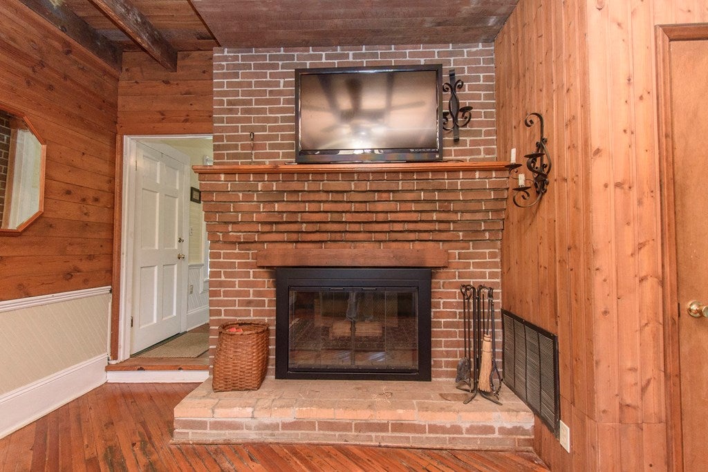 4242 Paradise Road Hiwassee, VA 24347 - Photo 19 of 74 Gallery Image 19