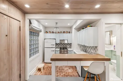 $3,000,000 | 1262-1264 Sacramento Street, San Francisco, CA 94108