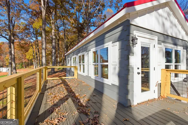 $299,800 | 527 Saunders Road, Franklin, NC 28734