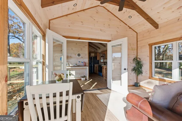 $299,800 | 527 Saunders Road, Franklin, NC 28734