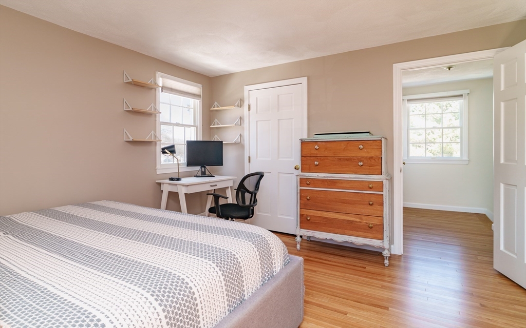 64 Longfellow Road Reading, MA 01867 - Photo 20 of 24