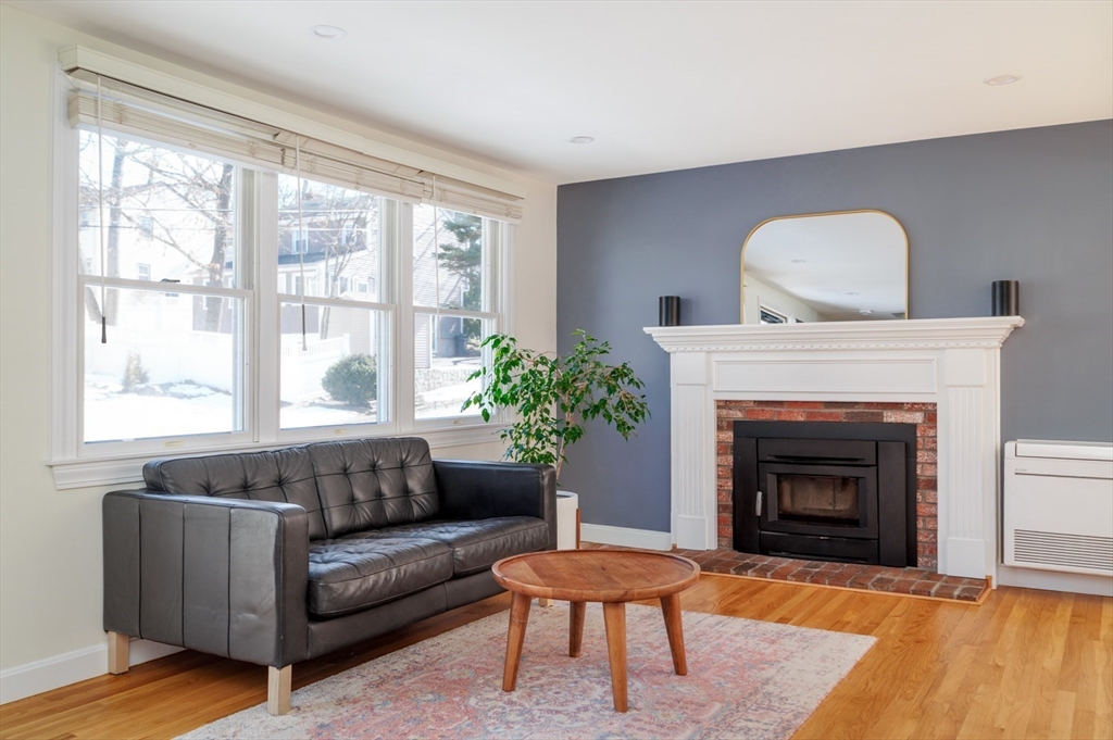 64 Longfellow Road Reading, MA 01867 - Photo 10 of 24