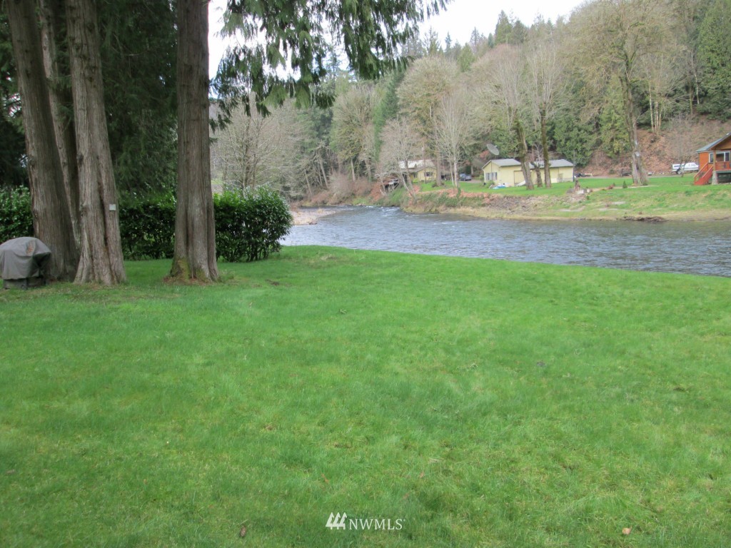 1820 Kalama River Road Kalama, WA 98625 - Photo 12 of 14 Gallery Image 12