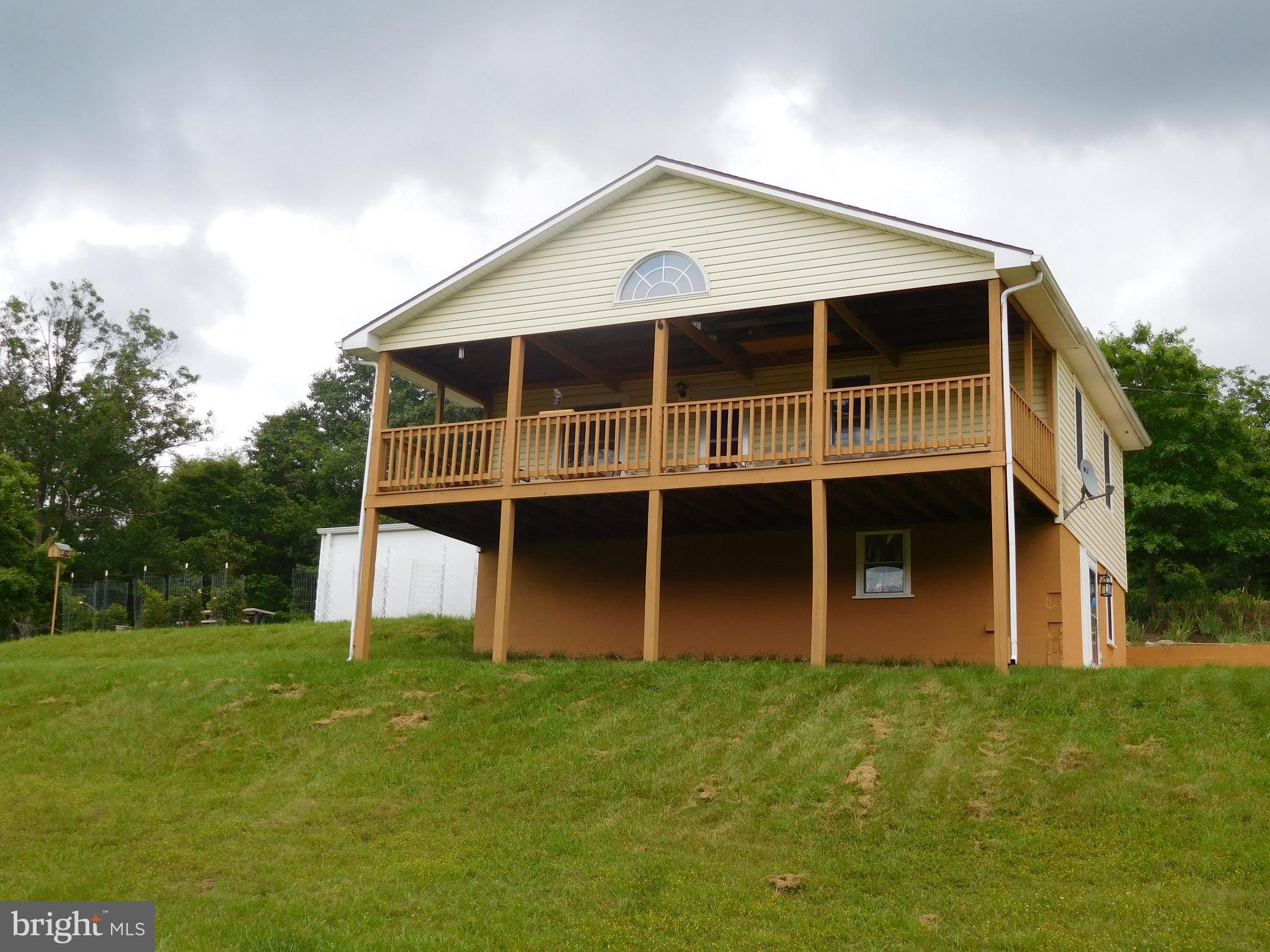 4013 Virginia Line Road Berkeley Springs, WV 25411 - Photo 4 of 30 Exterior (Rear)