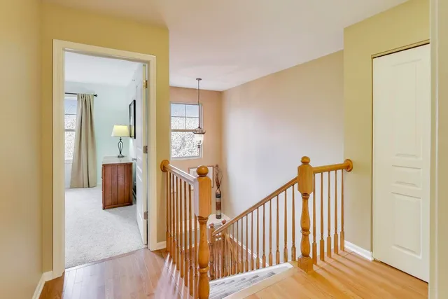 $365,000 | 934 Tuscany Drive, Streamwood, IL 60107