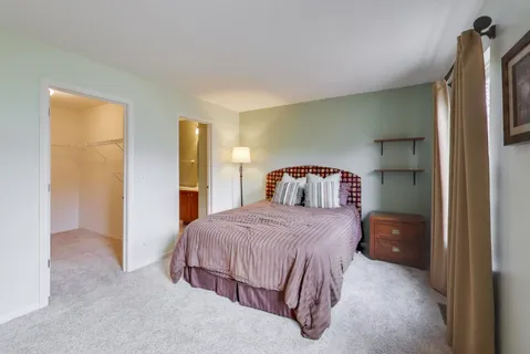 $365,000 | 934 Tuscany Drive, Streamwood, IL 60107