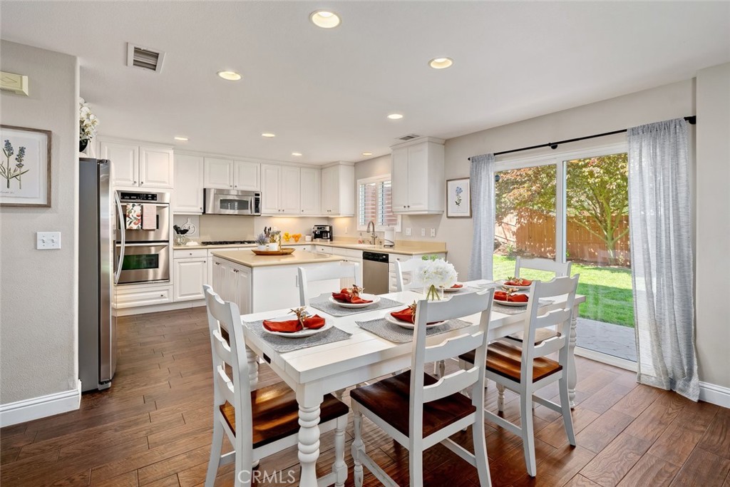 902 Larable Court Paso Robles, CA 93446 - Photo 4 of 49