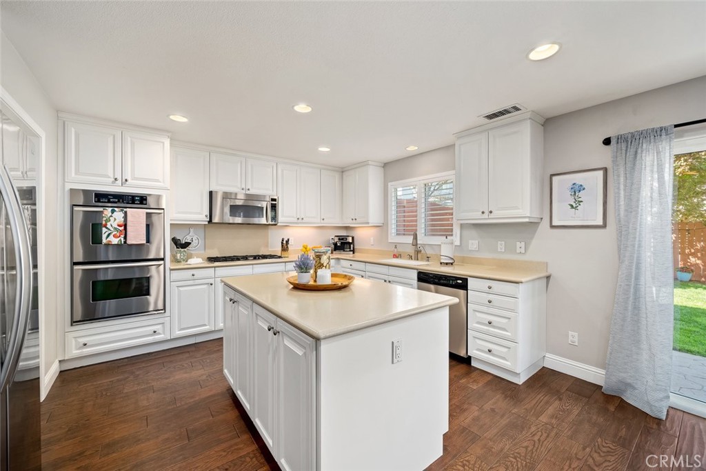 902 Larable Court Paso Robles, CA 93446 - Photo 5 of 49
