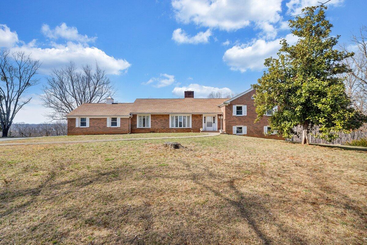 1345 Stone Mill Road Hurt, VA 24563 - Photo 6 of 83 Front of House