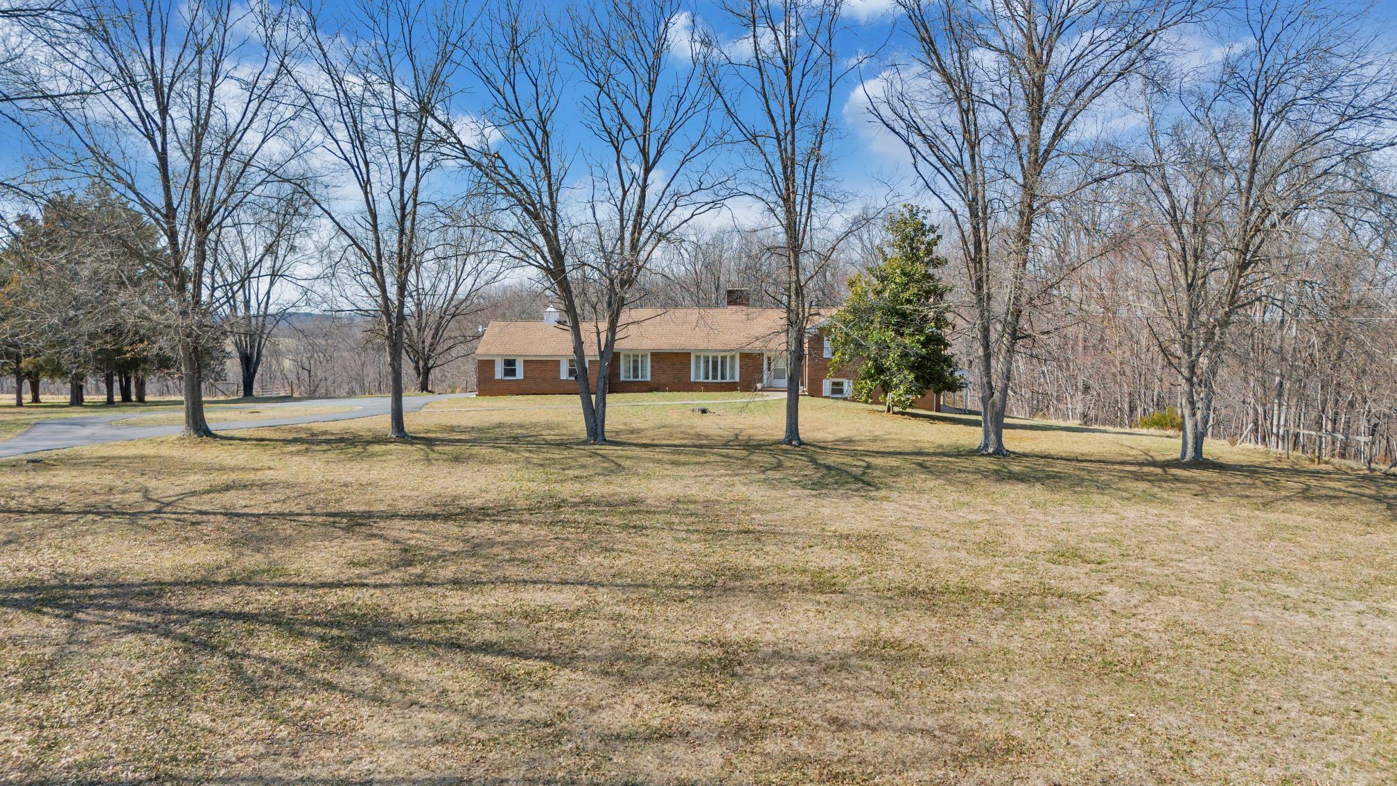1345 Stone Mill Road Hurt, VA 24563 - Photo 7 of 83 Front Yard