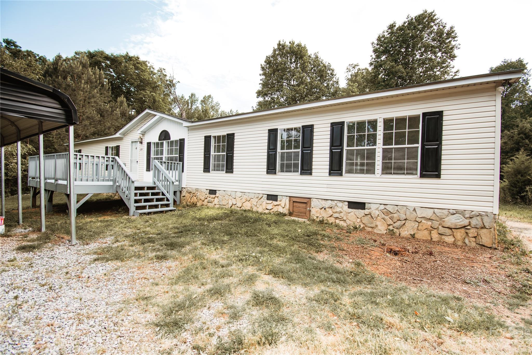 229 Rash Road Lincolnton, NC 28092 - Photo 1 of 19 Gallery Image 1