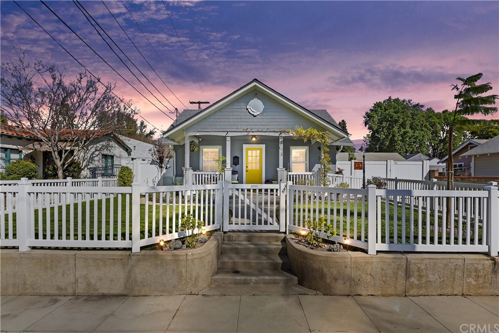 4341 1st Street Riverside, CA 92501 - Photo 1 of 1