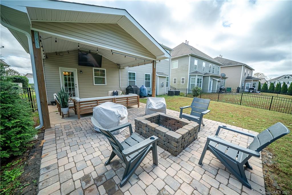 3652 Privette Road Matthews, NC 28104 - Photo 2 of 27 Gallery Image 2