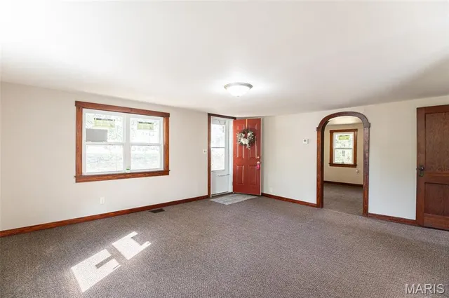 $175,000 | 35634 Highway 28, Belle, MO 65013