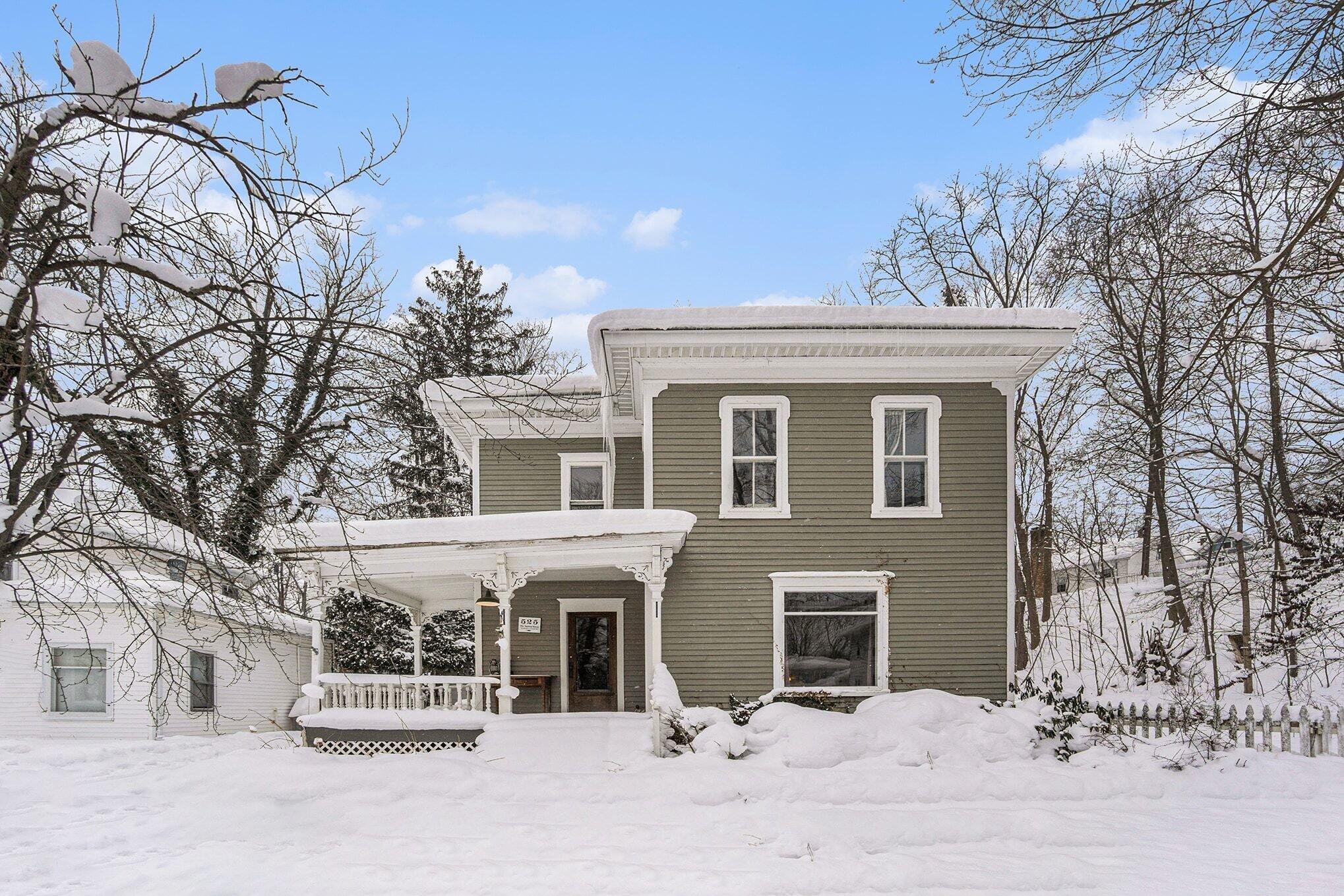 525 Hubbard Street Allegan, MI 49010 - Photo 1 of 18 020_file_4803