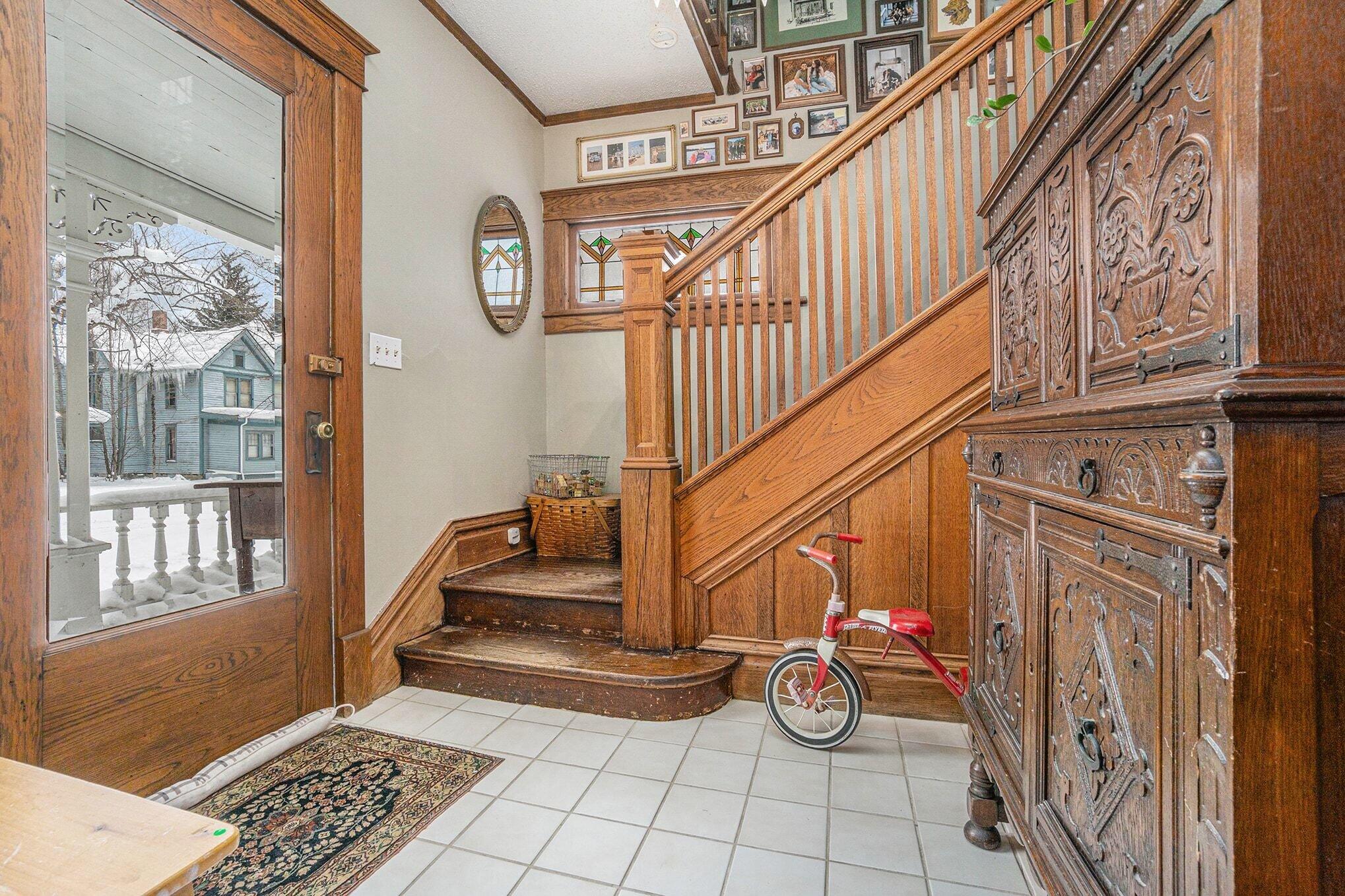 525 Hubbard Street Allegan, MI 49010 - Photo 4 of 18 003_file_5023