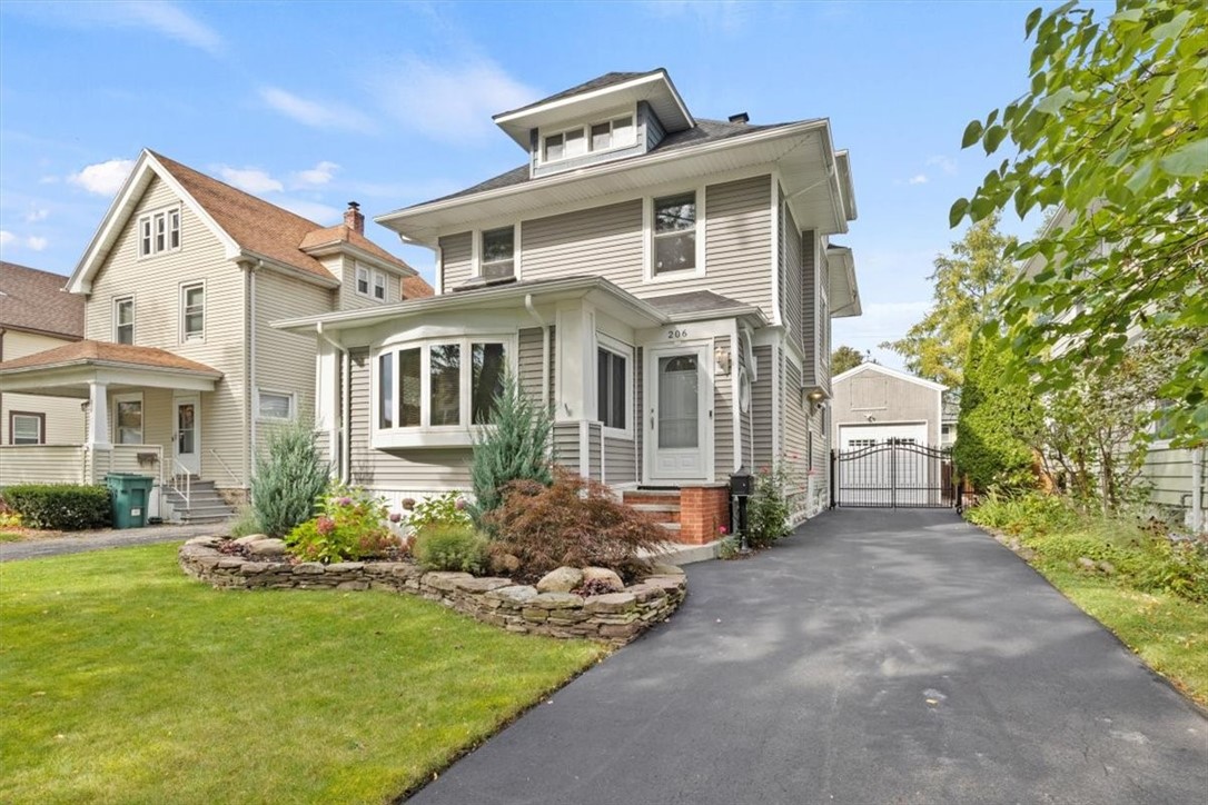 206 Bryan Street Rochester, NY 14613 - Photo 2 of 40