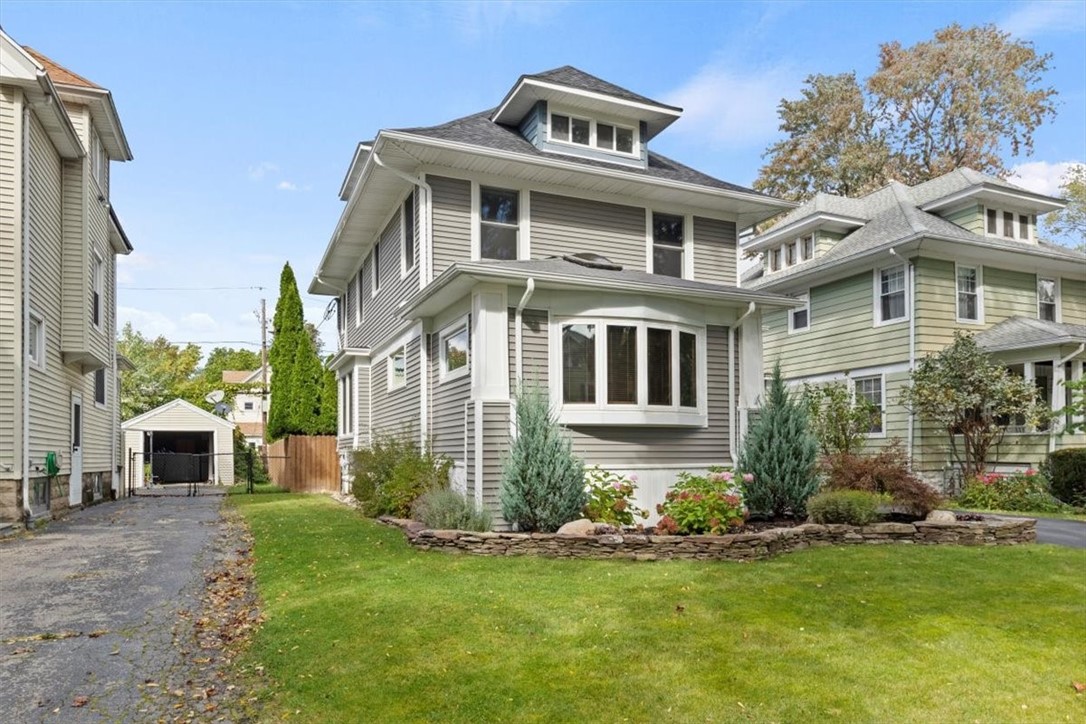 206 Bryan Street Rochester, NY 14613 - Photo 3 of 40