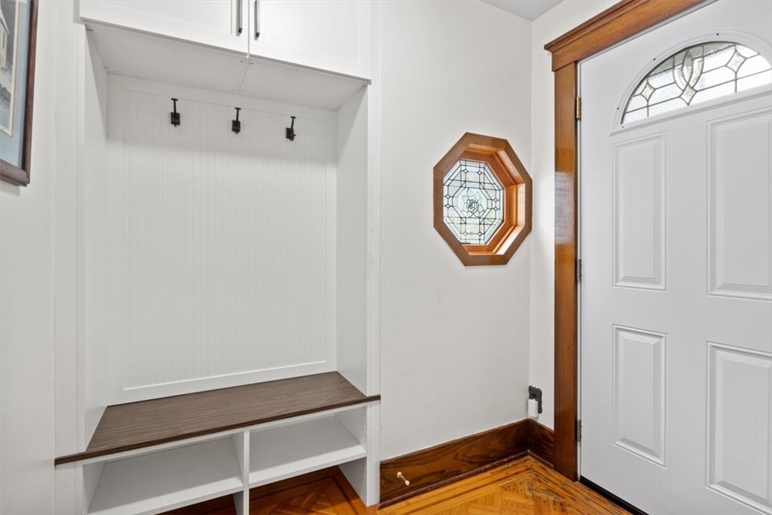 206 Bryan Street Rochester, NY 14613 - Photo 5 of 40