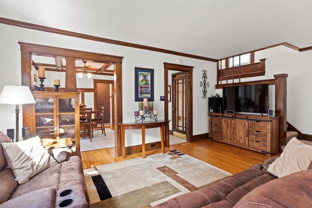 206 Bryan Street Rochester, NY 14613 - Photo 8 of 40