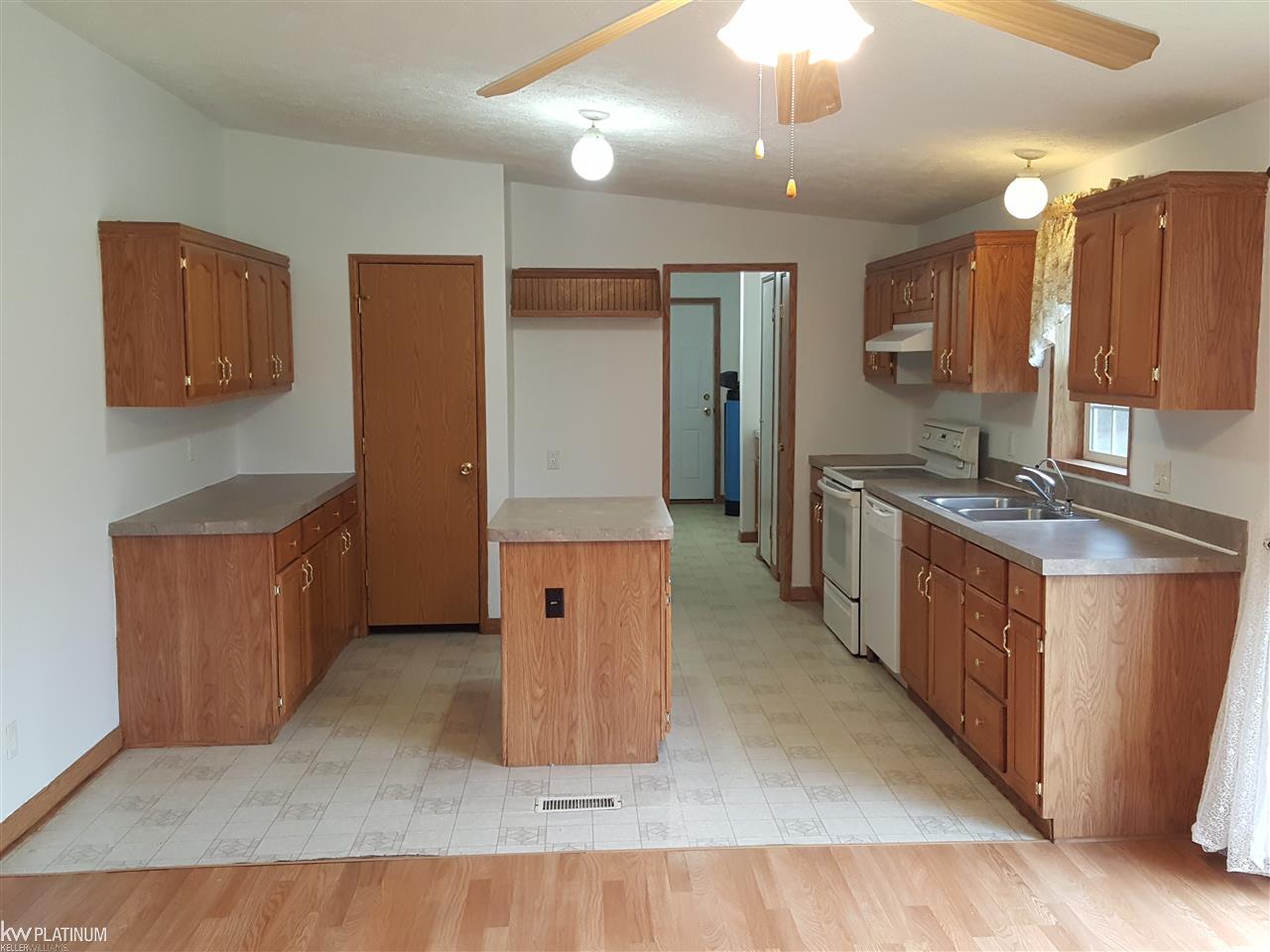 665 Nolan Road Goodells, MI 48027 - Photo 4 of 15