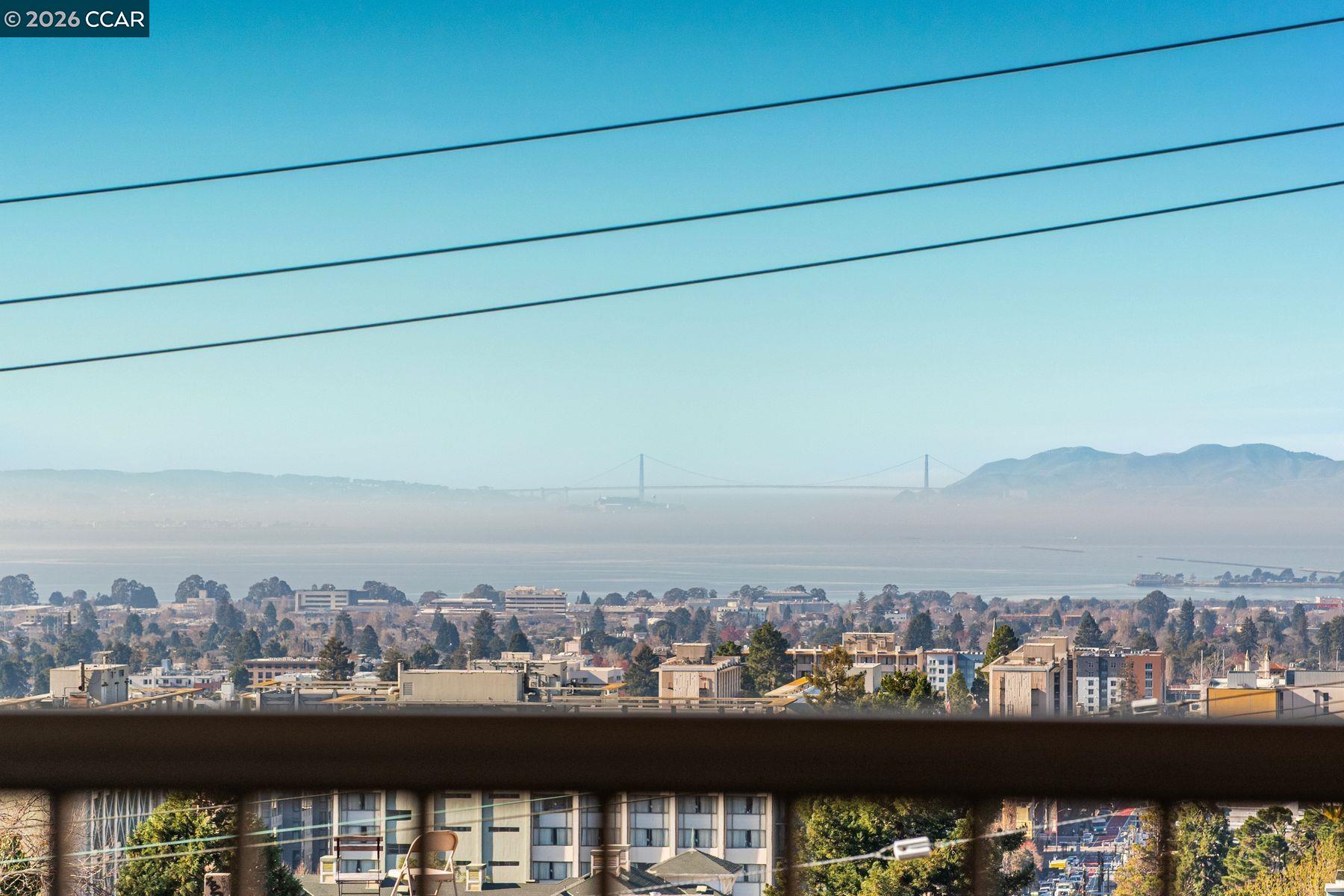 2 Panoramic Way, Unit 304 Berkeley, CA 94704 - Photo 4 of 43