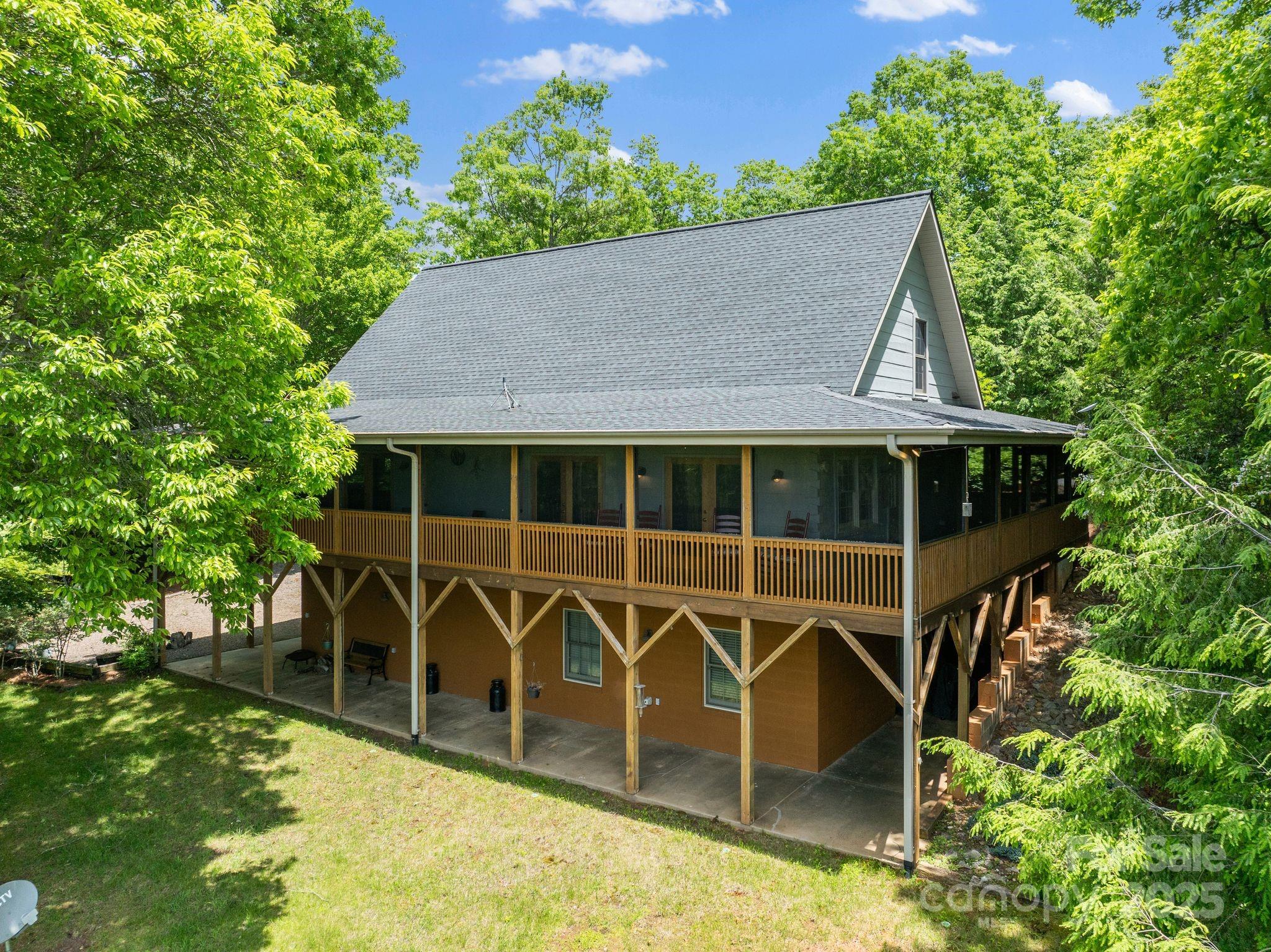503 Jim Cochran Road Franklin, NC 28734 - Photo 3 of 20 Gallery Image 3