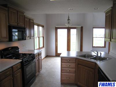 13304 East Tillman Road Fort Wayne, IN 46816 - Photo 8 of 19 Gallery Image 8