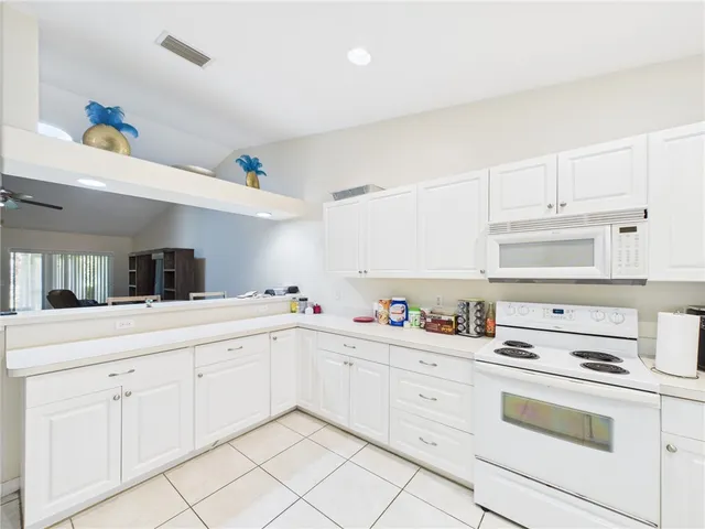 $2,200 | 131 Maggie Way, Sebastian, FL 32958