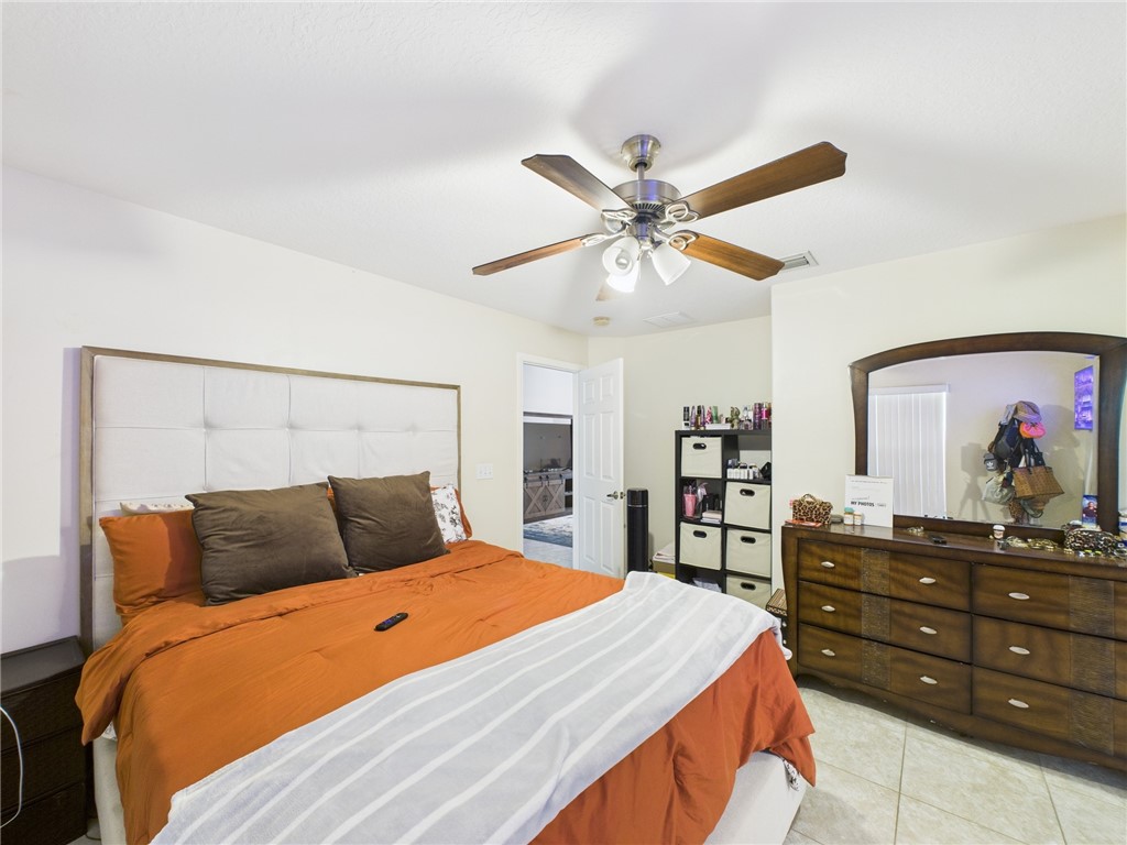 131 Maggie Way Sebastian, FL 32958 - Photo 9 of 18