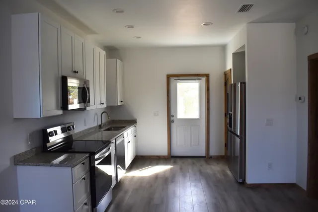 $1,600 | 318 Hatley Drive, Mexico Beach, FL 32456