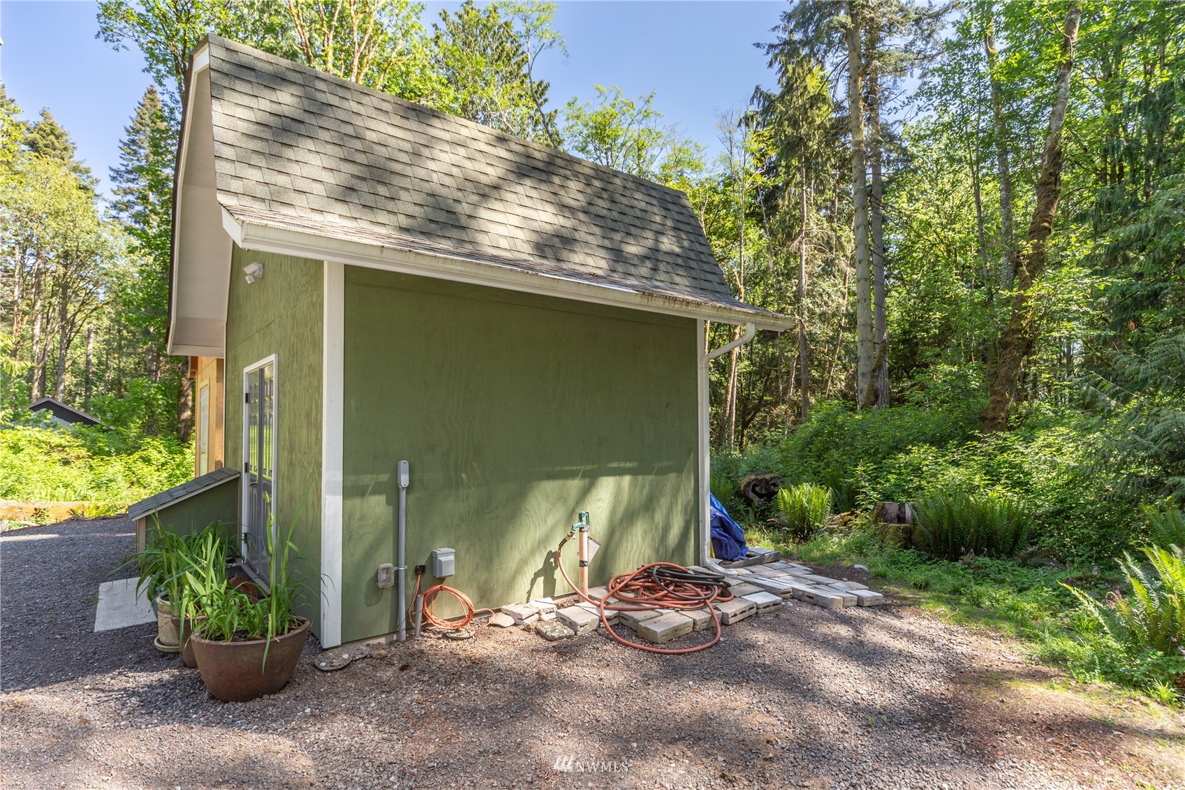 22301 Seatter Road Northeast Kingston, WA 98346 - Photo 8 of 37 Gallery Image 8