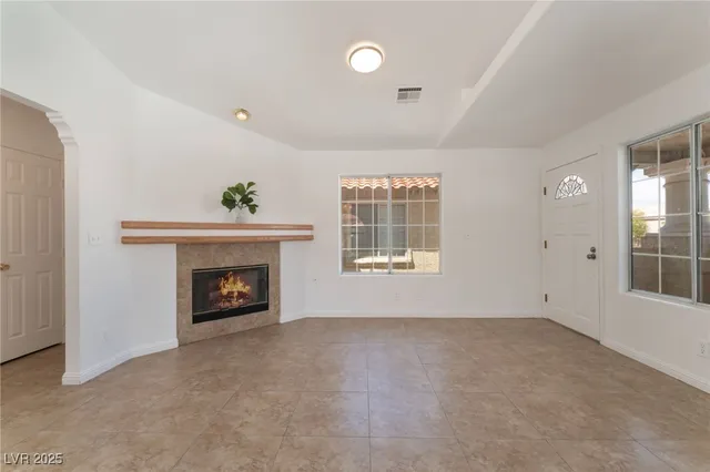 $200,000 | 6808 West Elm Creek Drive, Unit 203, Las Vegas, NV 89108