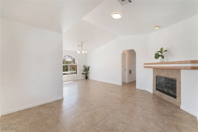 $200,000 | 6808 West Elm Creek Drive, Unit 203, Las Vegas, NV 89108