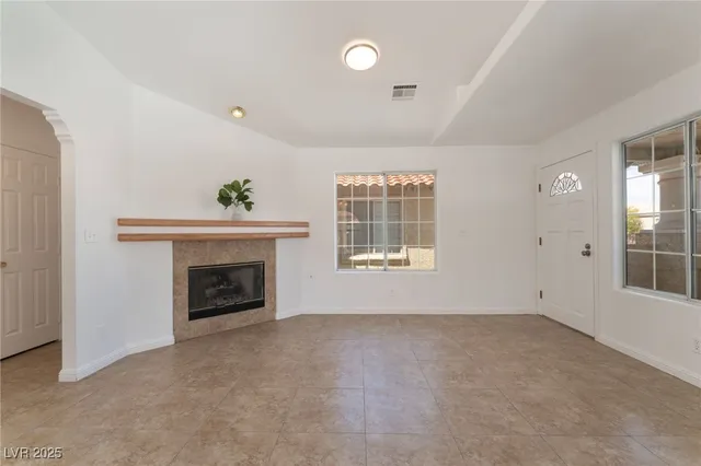 $200,000 | 6808 West Elm Creek Drive, Unit 203, Las Vegas, NV 89108