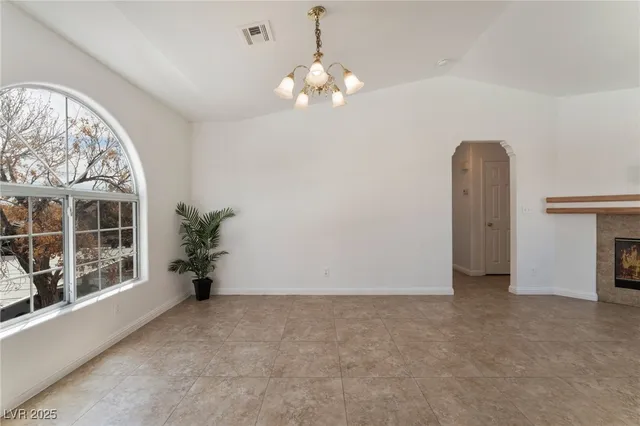 $200,000 | 6808 West Elm Creek Drive, Unit 203, Las Vegas, NV 89108