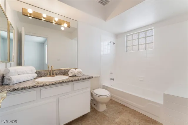 $200,000 | 6808 West Elm Creek Drive, Unit 203, Las Vegas, NV 89108